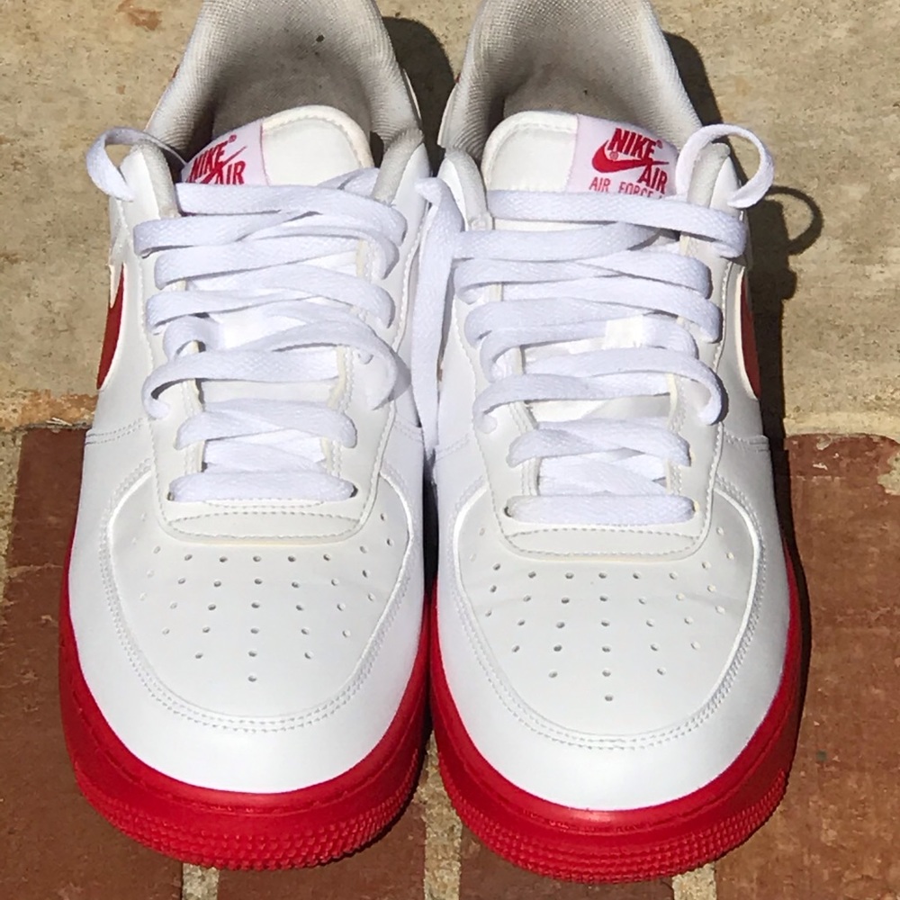 Nike Air Force One Red Midsole Sz 8.5 - Picture 3 of 8